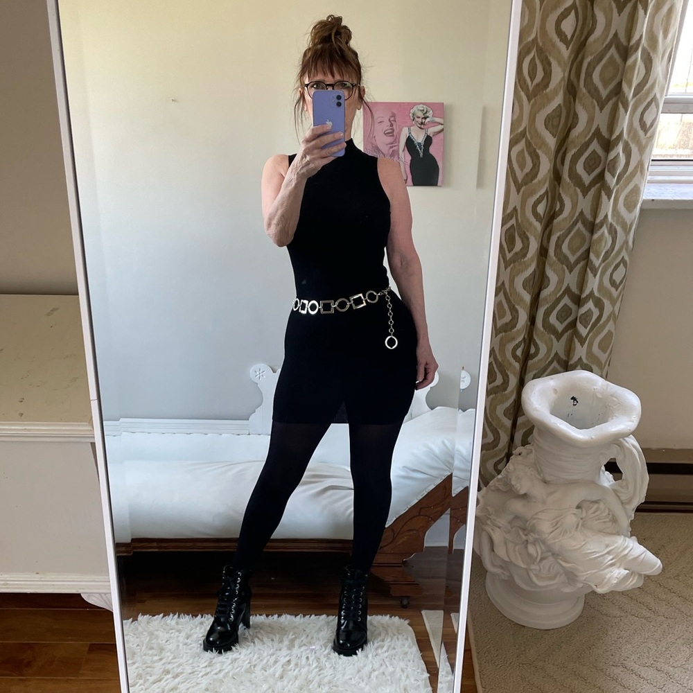 SLEEVELESS RIBBED KNIT LITTLE BLACK DRESS STRETCH MOCK TURTLENECK